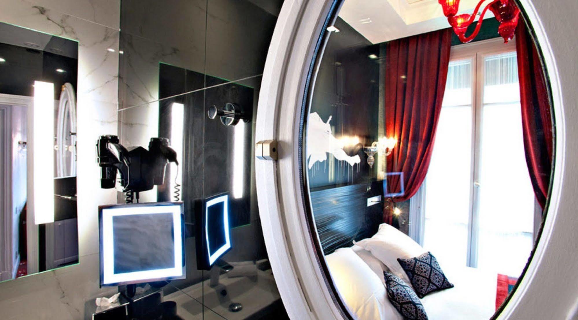 Maison Albar- Le Champs-elysees 5* Paris
